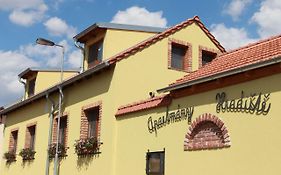 Apartmány Hradiště